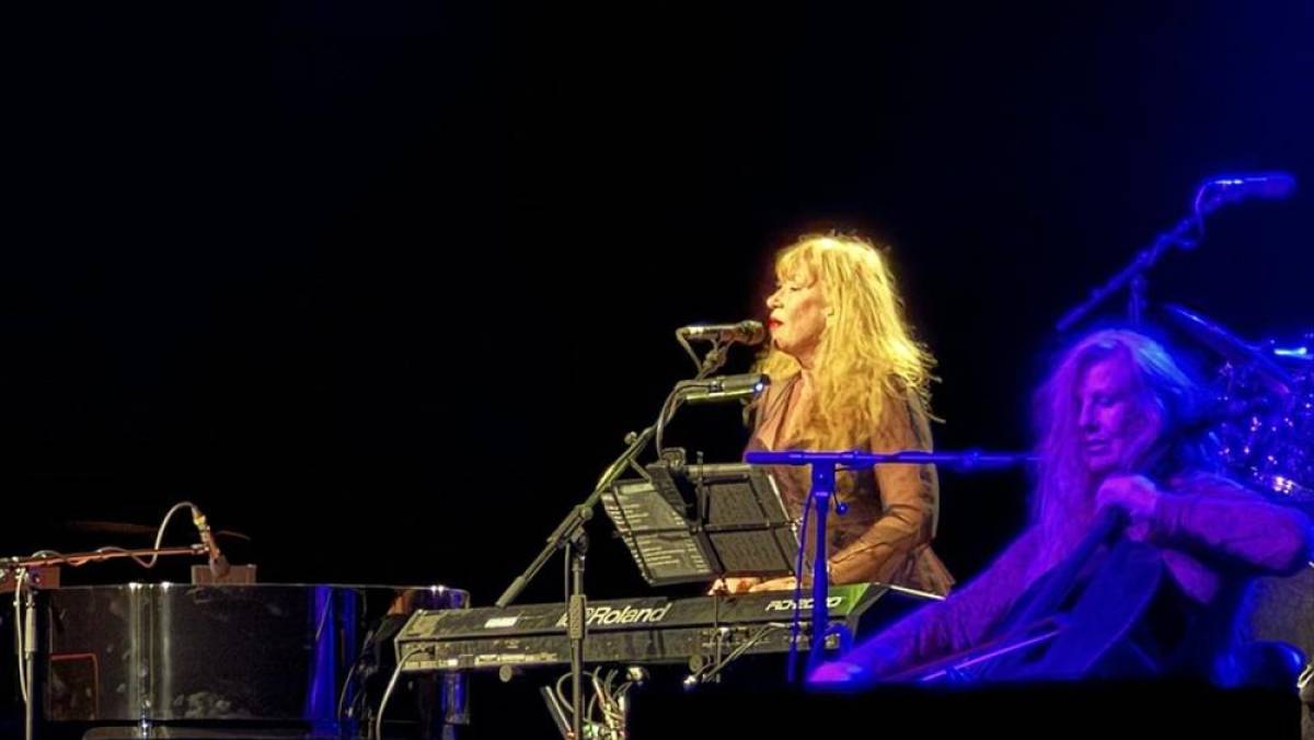 Kanadalı müzisyen Loreena McKennitt, Harbiye'de konser verdi
