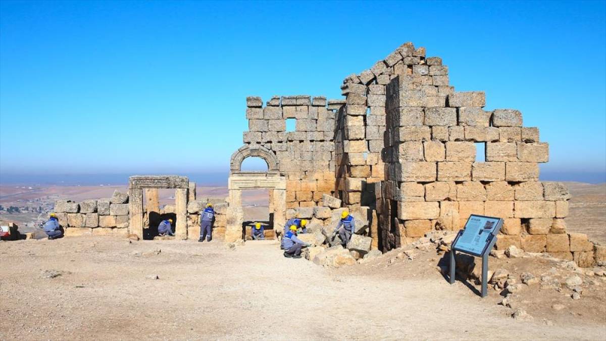 3 bin yıllık Zerzevan Kalesi'nde kazılarla yer altındaki şehre ulaşılacak