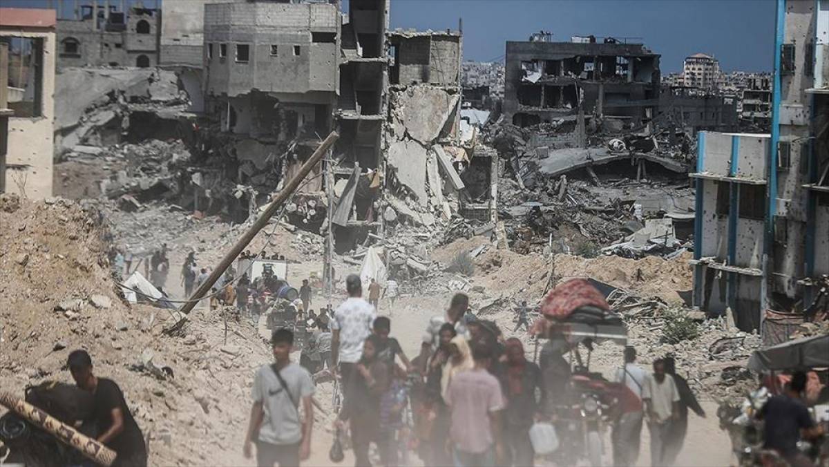 İsrail'in 298 gündür saldırılarını sürdürdüğü Gazze'de can kaybı 39 bin 400'e çıktı