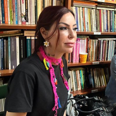 Safiye Özşener ULUS Gazetesinin yeni yazarı hoşgeldi yazı ailemize